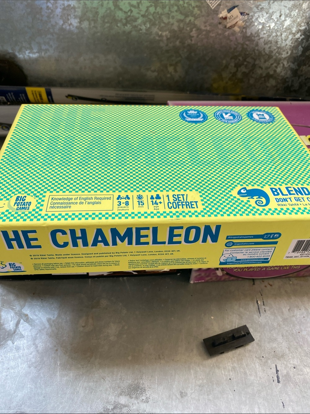 The Chameleon Party Game - Yellow & Teal Box